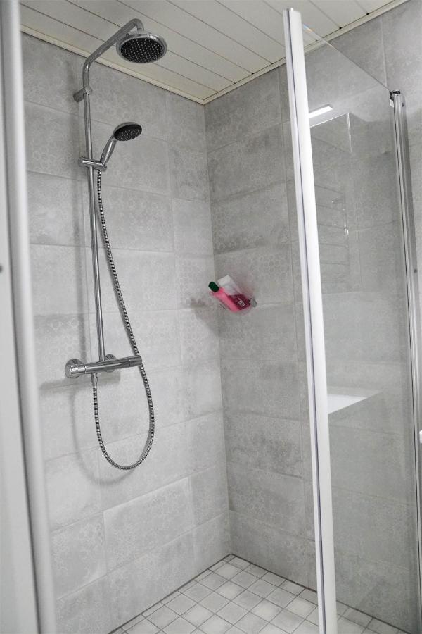 Two Bedrooms,Dining Area And Bathroom With Private Entrance كوتكا المظهر الخارجي الصورة