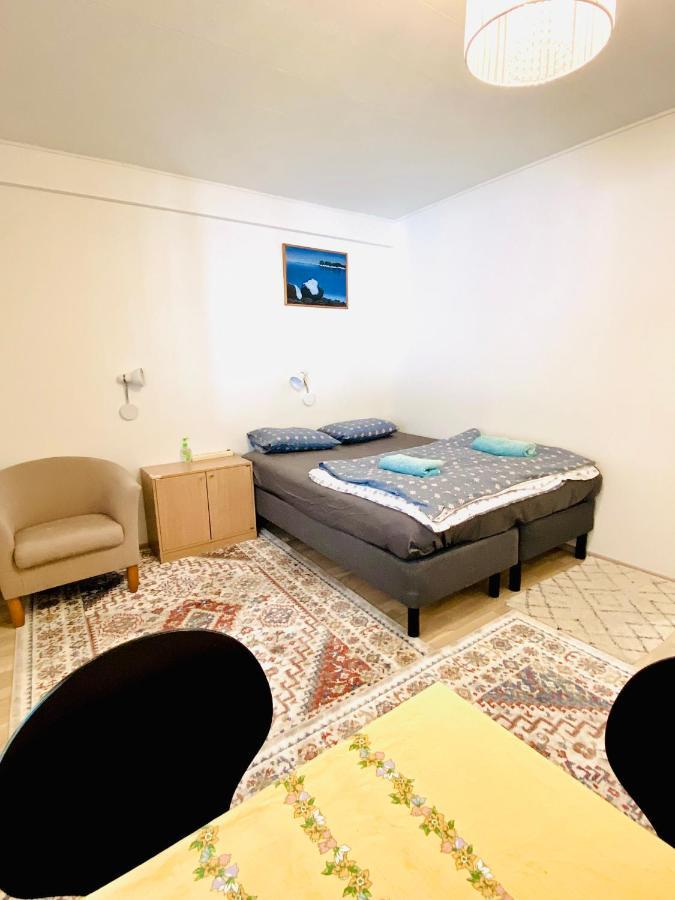 Two Bedrooms,Dining Area And Bathroom With Private Entrance كوتكا المظهر الخارجي الصورة