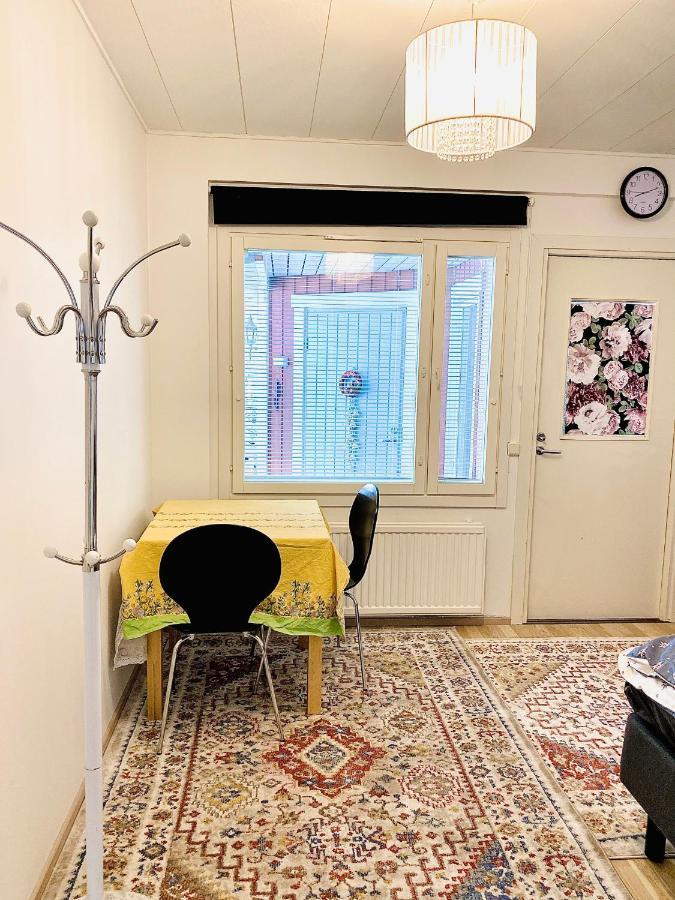 Two Bedrooms,Dining Area And Bathroom With Private Entrance كوتكا المظهر الخارجي الصورة